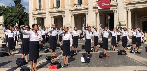Alitalia Flight Attendants protesting in Rome