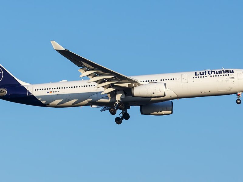 Lufthansa Airbus A330-300