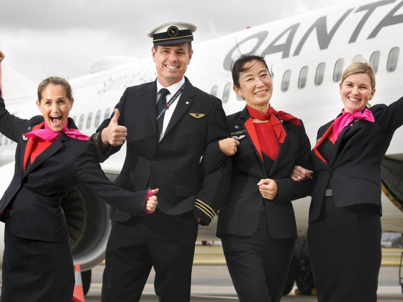 Qantas to Rehire Ex-cabin Crew Members After Pandemic Layoffs